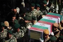 پیکر ۱۱ شهید تازه تفحص شده نیروی زمینی ارتش تشییع شد