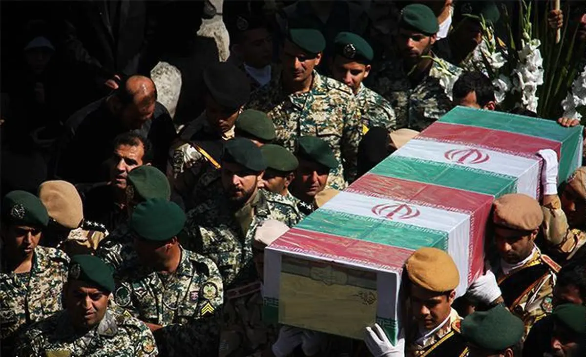 پیکر ۱۱ شهید تازه تفحص شده نیروی زمینی ارتش تشییع شد