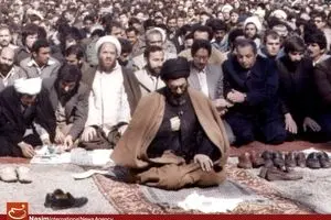 اقامه‌کنندگان نمازجمعه تهران در آغازین سال‌های تاسیس نظام