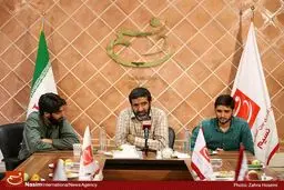 یکتا: باید نهضت جمع‌آوری سیره شهدا راه بیفتد/ هر فرد می‌تواند نیابت یک شهید را بر عهده بگیرد