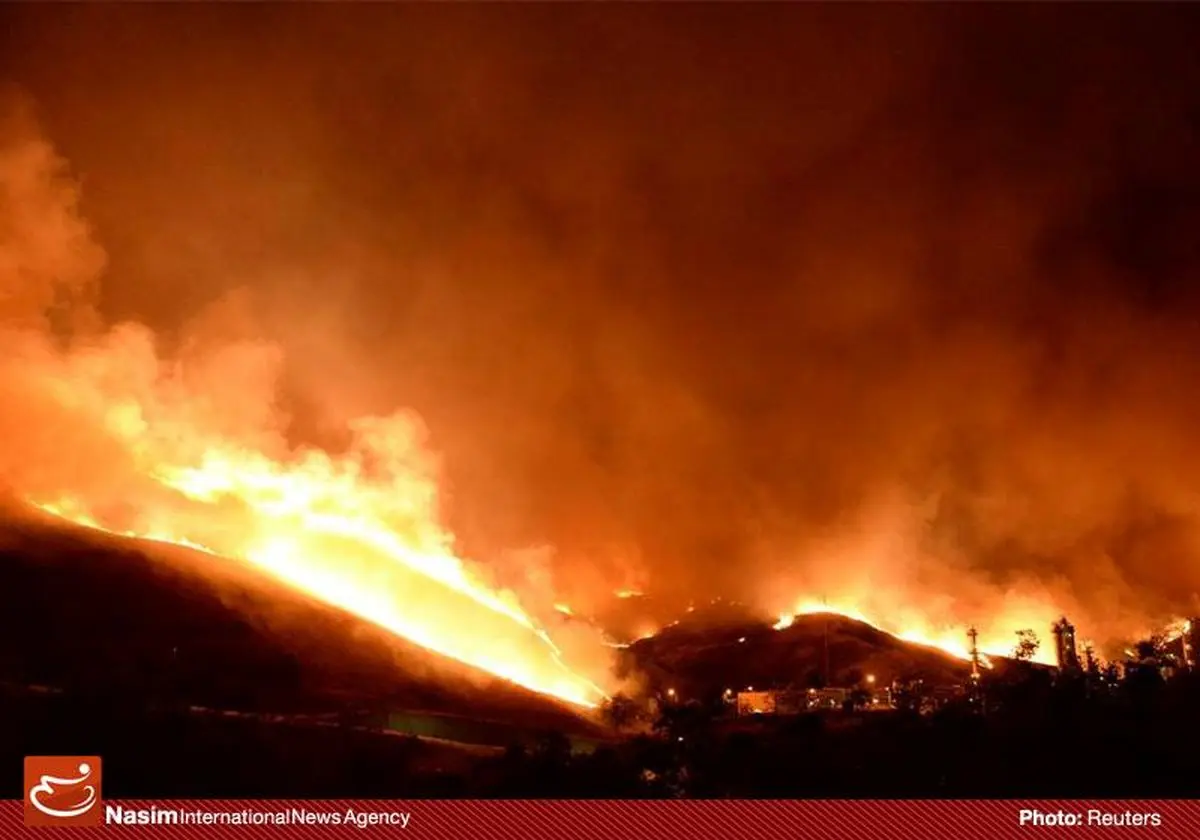 ۷۷ هکتار از مراتع و مزارع گندم شازند در آتش سوخت