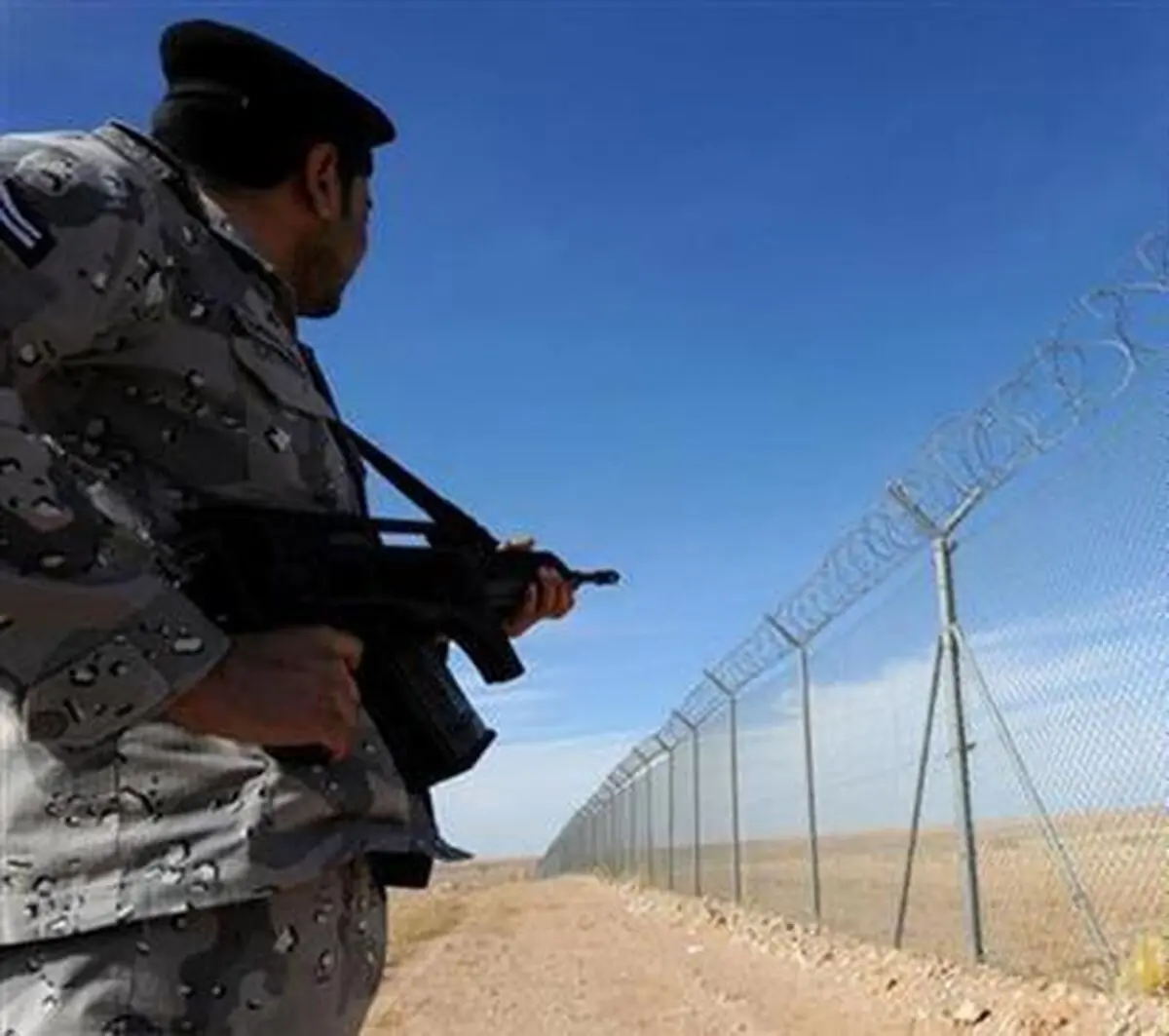 کشته شدن پنج نیروی عربستان توسط  تک تیراندازان یمنی
