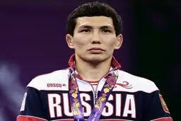 توصیه‌های کمیسیون ویژه اتحادیه جهانی کشتی در مورد روس‌ها