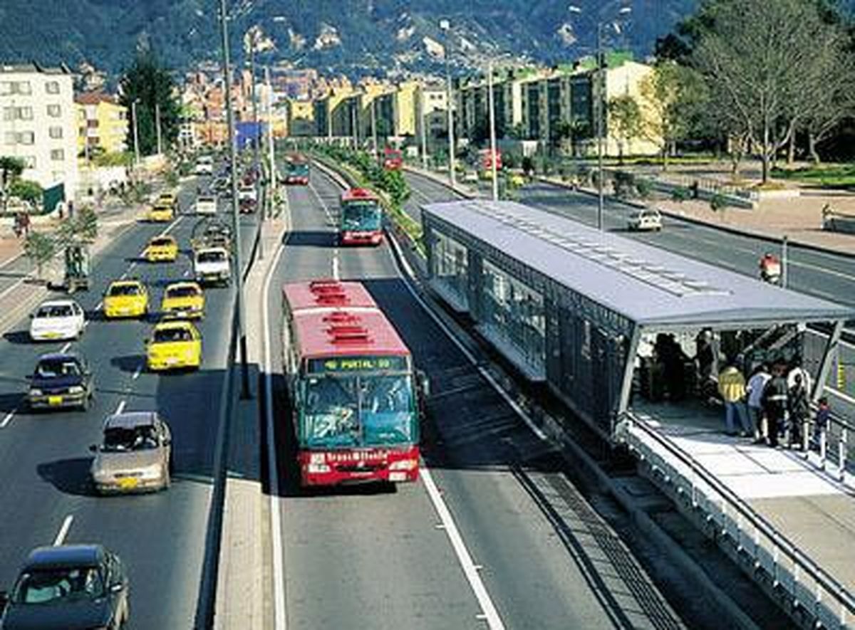 فرسودگی ناوگان مهمترین علت عدم استفاده از کولر/ برخورد شدید با متخلفان