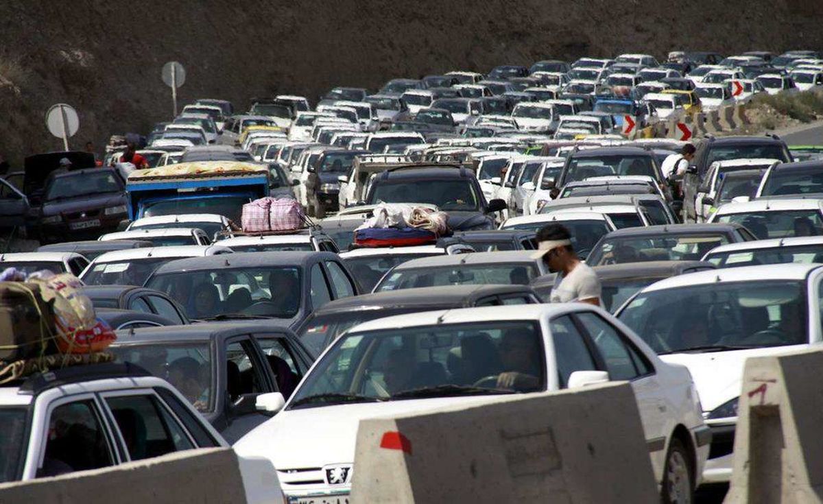 ترافیک سنگین در محور هراز و فیروزکوه/ ترافیک نیمه سنگین جاده چالوس