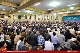 هزاران نفر از مردم چند استان با رهبر انقلاب دیدار می‌کنند