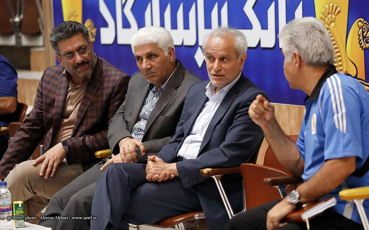 بازدید سجادی از اردوی تیم ملی کشتی آزاد