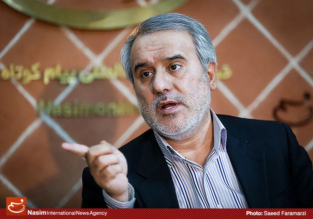 "آخوند" پرسیده بود مگر با مشروطه ایرانی‌ها تغییر دین داده‌اند که این‌طور به اسلام توهین می‌شود؟