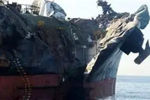 کشتی نفت‌کش ایرانی در تنگه سنگاپور تصادف کرد