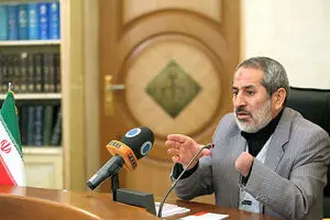 انتقاد با رعایت قیود عدم تخریب و توهین آزاد است/ رسیدگی به گزارش پلیس در مورد جشن حافظ