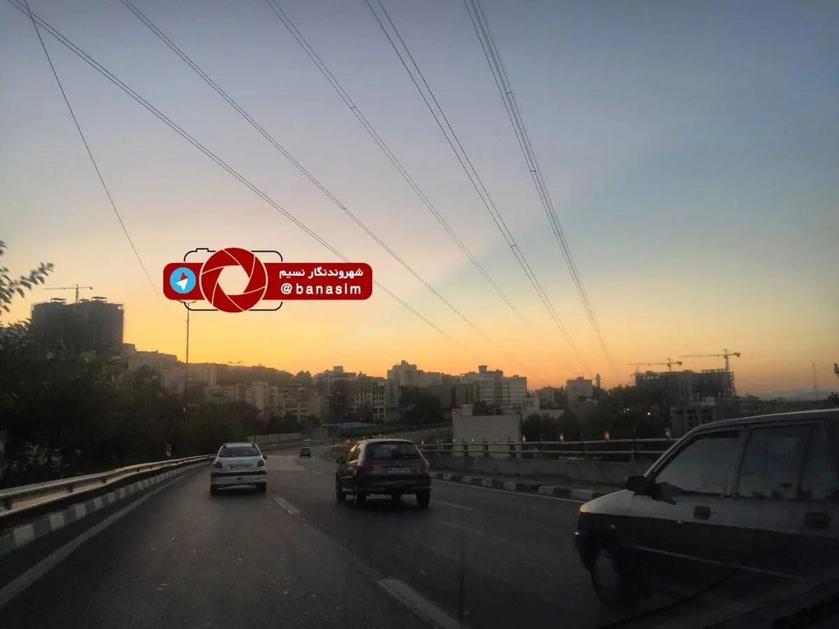 عکس خبری :: دوتکه شدن آسمان