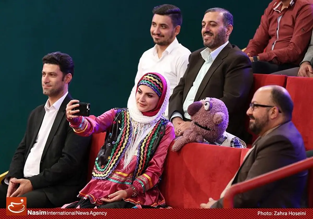 حضور خبرنگاران در برنامه خندوانه