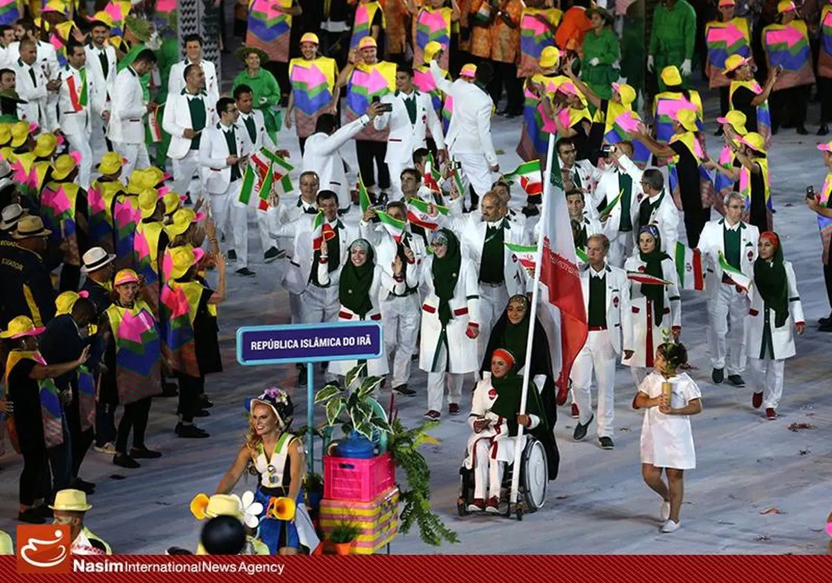 عکس یادگاری جوان‌ترین عضو کاروان المپیکی ایران با زهرا نعمتی