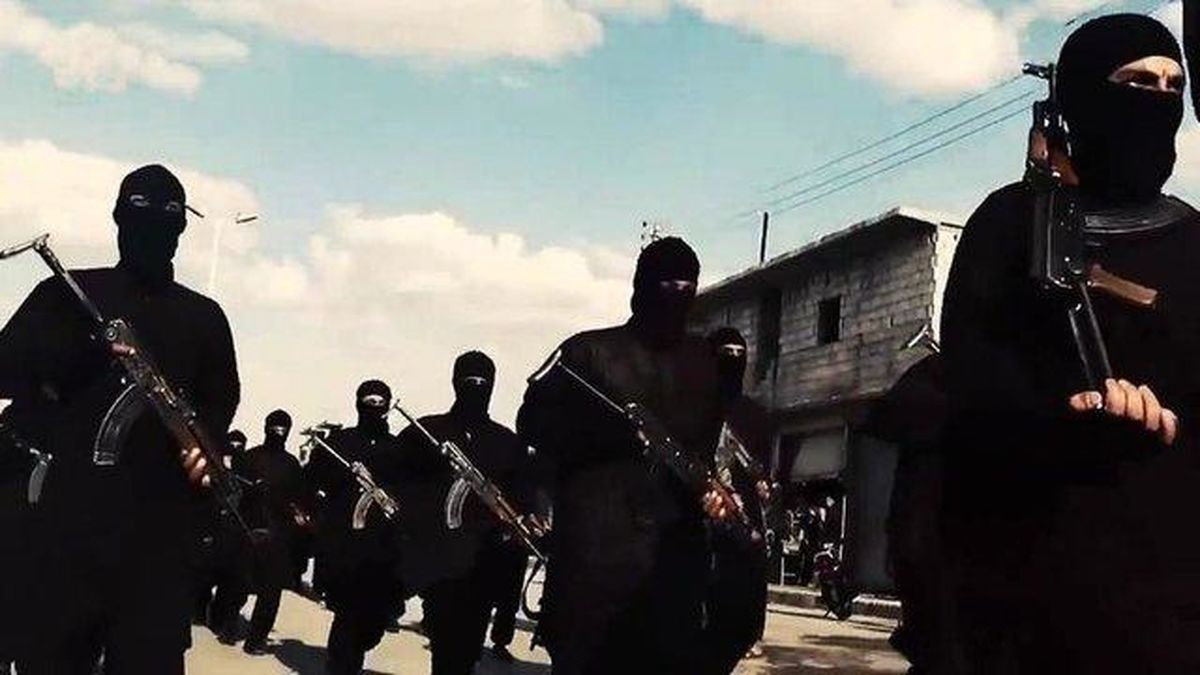کودتای عناصر داعش علیه "ابوبکر البغدادی" و بیعت با "القاعده"