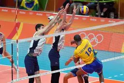 شاگردان رزنده مقهور قدرت‌نمایی آمریکا شدند