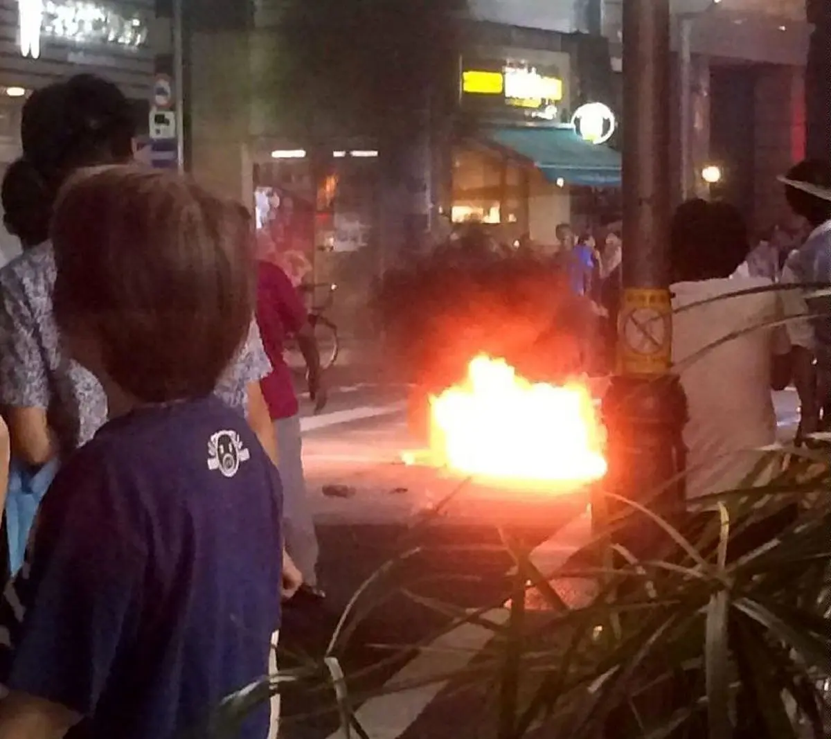 ۱۵ زخمی  بر اثر پرتاب "کوکتل مولوتف" در ژاپن