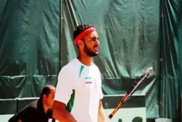 معدنچی از رقابت با نماینده رژیم اشغالگر قدس خودداری کرد