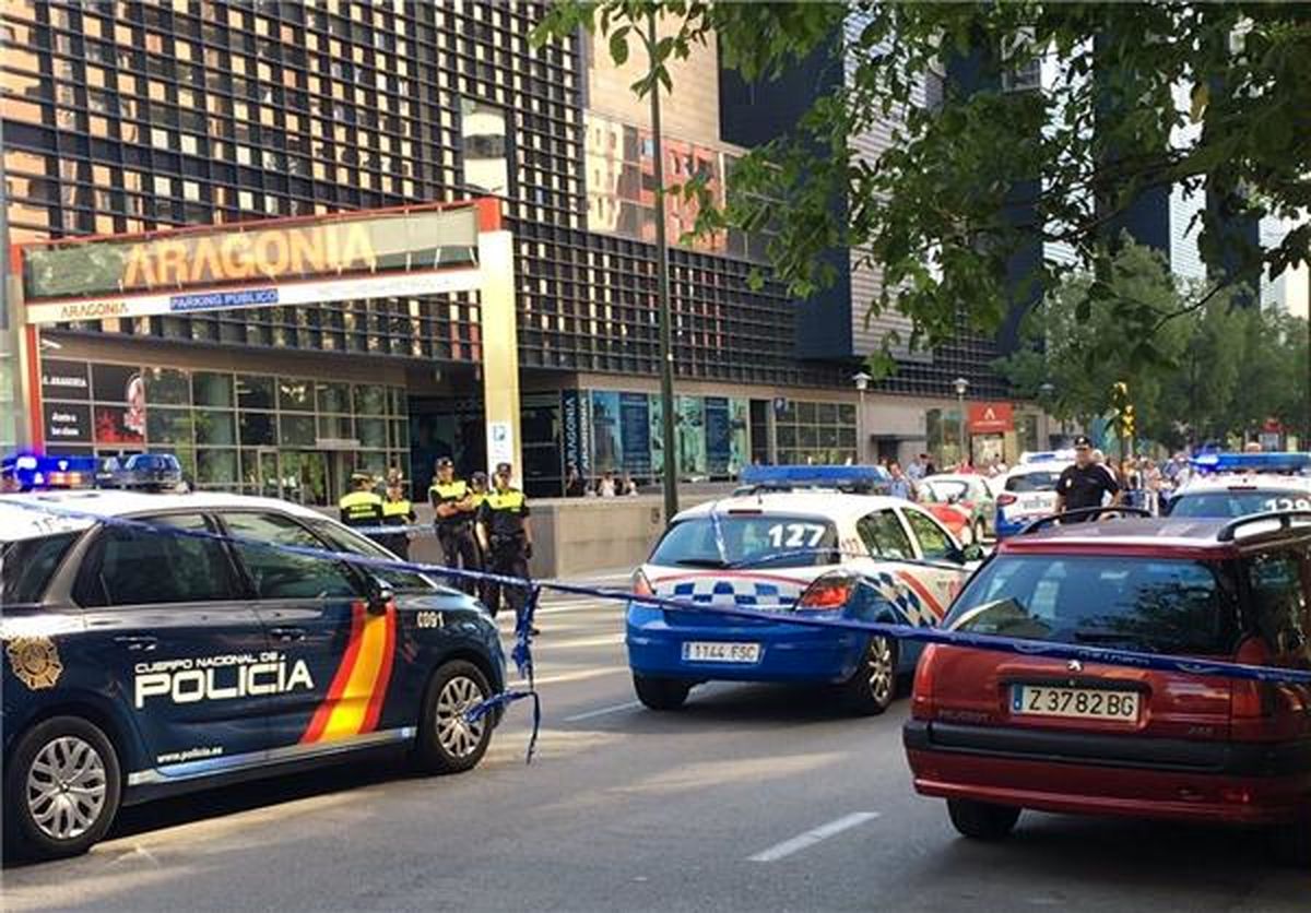 در پی تیراندازی در مرکز خریدی در اسپانیا، دو نفر مجروح شدند