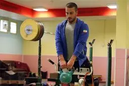 رستمی: بود و نبود روس‌ها برایم فرقی نمی‌کند/ نیتم شاد کردن دل مردم ایران و خانواده شهدا است