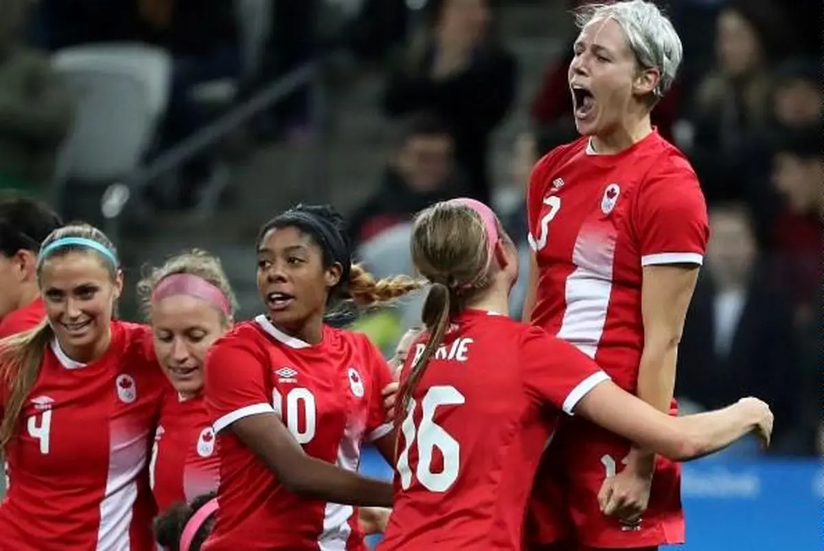 کانادا به نیمه‌نهایی فوتبال بانوان رسید