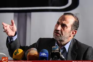 خوشچهره: دولتمردان در ظاهر اقتصاد مقاومتی را تایید می‌کنند ولی در اجرا کار دیگری انجام می دهند