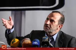 خوشچهره: دولتمردان در ظاهر اقتصاد مقاومتی را تایید می‌کنند ولی در اجرا کار دیگری انجام می دهند