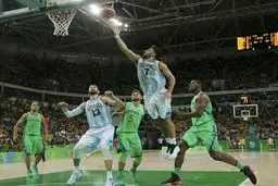 برتری بسکتبال آرژانتین برابر برزیل پس از دو وقت اضافه