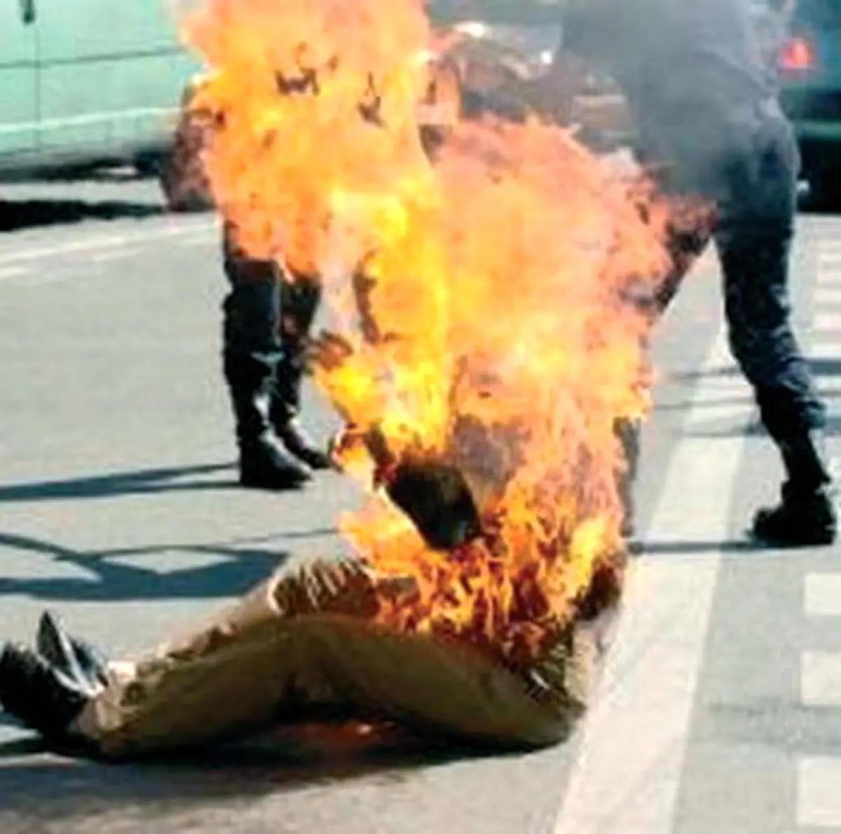 توضیح شهرداری تهران درخصوص حادثه خودسوزی/ گیل‌آبادی: تألمات روحی دلیل خودسوزی بود