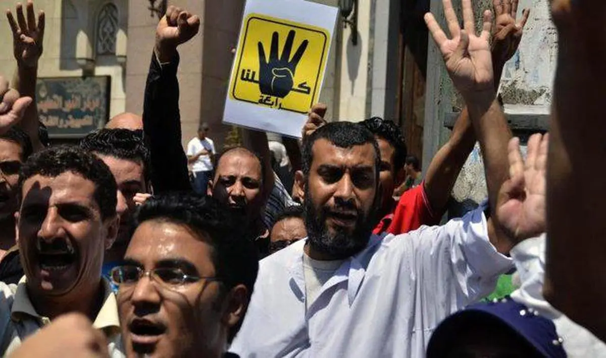 تظاهرات گسترده حامیان "محمد مرسی" در مصر و لندن