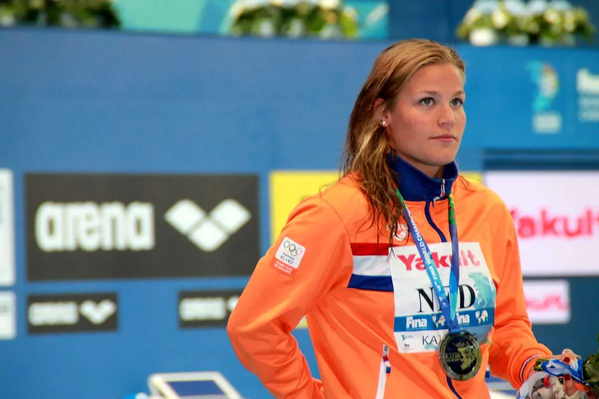 طلای شنای ماراتن زنان را شناگر هلندی فتح کرد