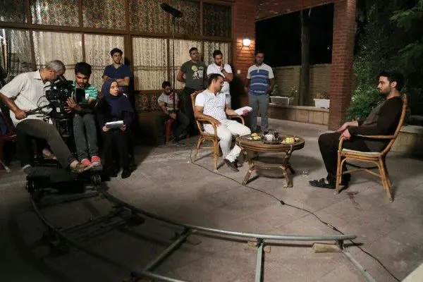 ادامه تصویربرداری "آرام میگیریم" در فرحزاد + تصاویر