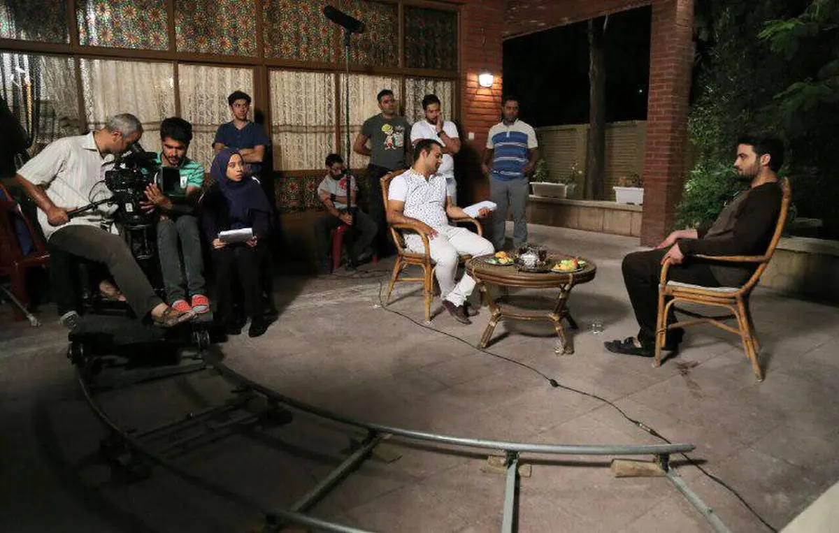 ادامه تصویربرداری "آرام میگیریم" در فرحزاد + تصاویر