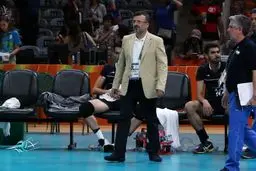 داورزنی: ایرانی‏‌ها تیم ملی را تشویق می‌‎کنند اما این‌ها میتینگ سیاسی برگزار می‎کنند