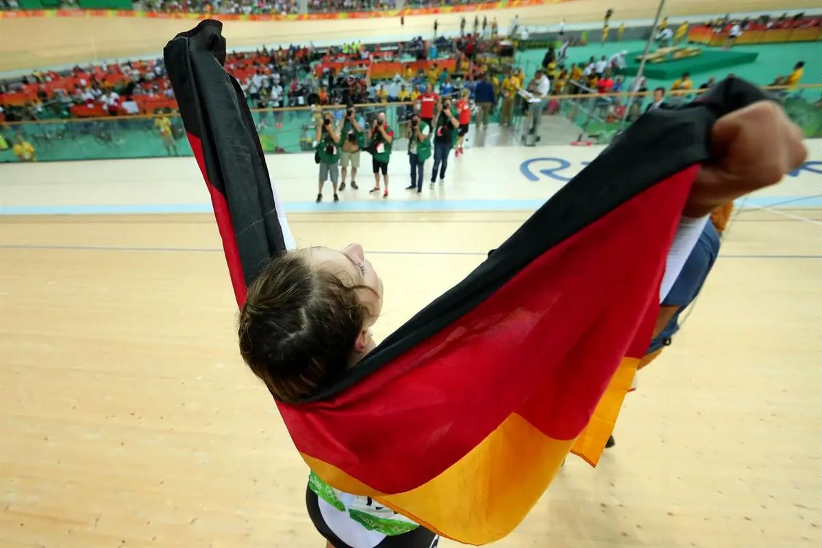 طلای دوچرخه‌سواری سرعت زنان به دوچرخه‌سوار آلمانی رسید