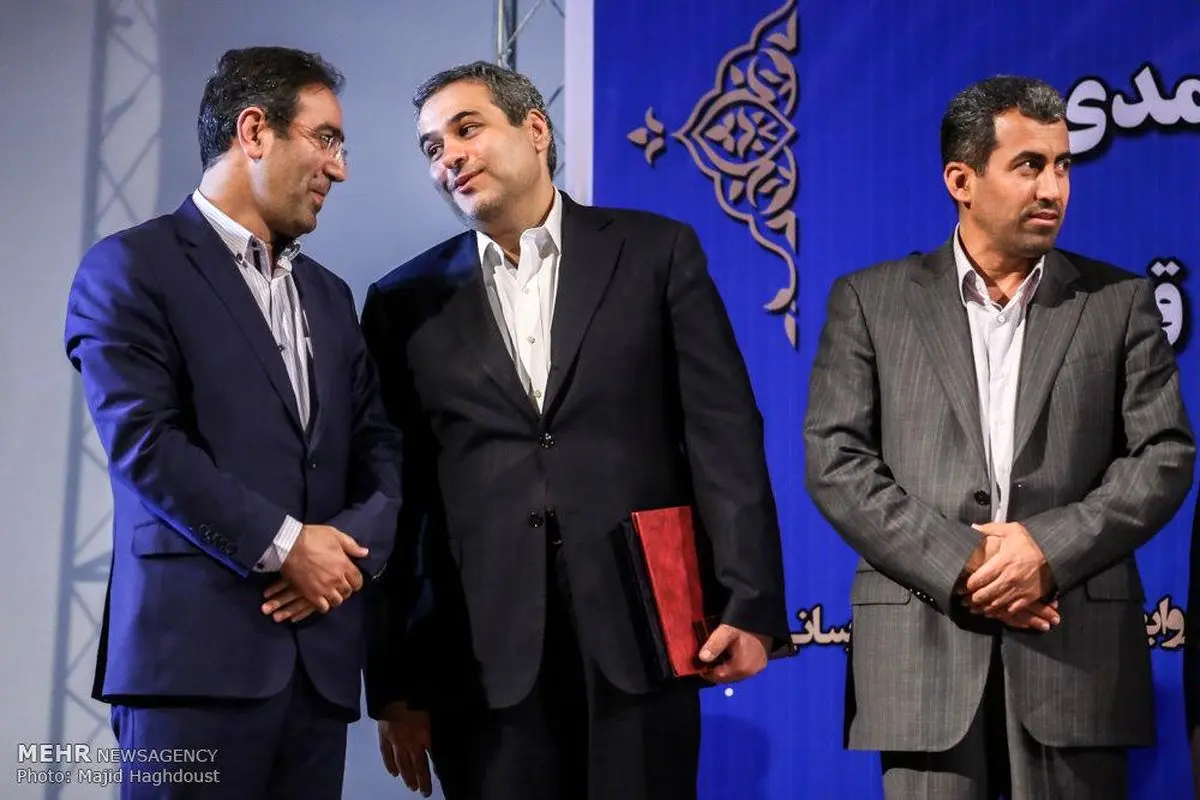 رئیس جدید سازمان بورس هم شاخص را دستکاری کرد/ شاپور محمدی جا پای فطانت گذاشت!