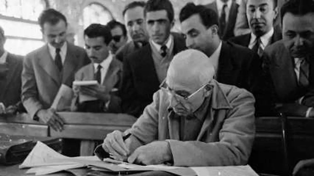 مصدق تا لحظه آخر چشم به راه کمک آمریکا بود