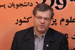 تکذیب آمار ۷۰۰ نفر بورسیه دانشجویان علوم پزشکی در سپاه