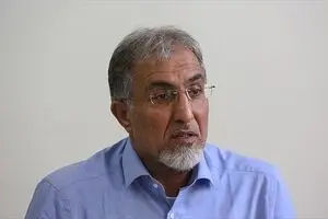 رشد ۴.۴ درصدی اقتصاد شغلی ایجاد نکرد/ رفاه مردم با مثبت شدن رشد اقتصادی بهتر نشد