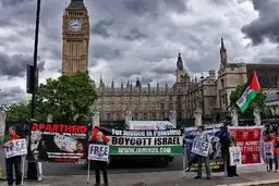 گسترش فعالیت باندهای صهیونیستی در لندن