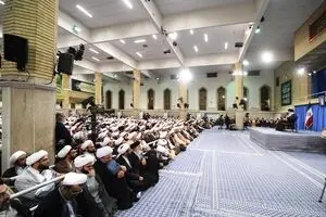 ائمه جماعات مساجد استان تهران با رهبر انقلاب دیدار کردند