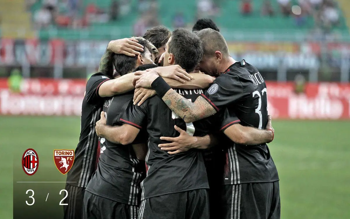 پیروزی میلان، شکست اینتر و تساوی ناپولی