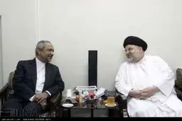 باید دولت، مرجعیت و مردم در کنار یکدیگر و در مسیر واحد حرکت کنند
