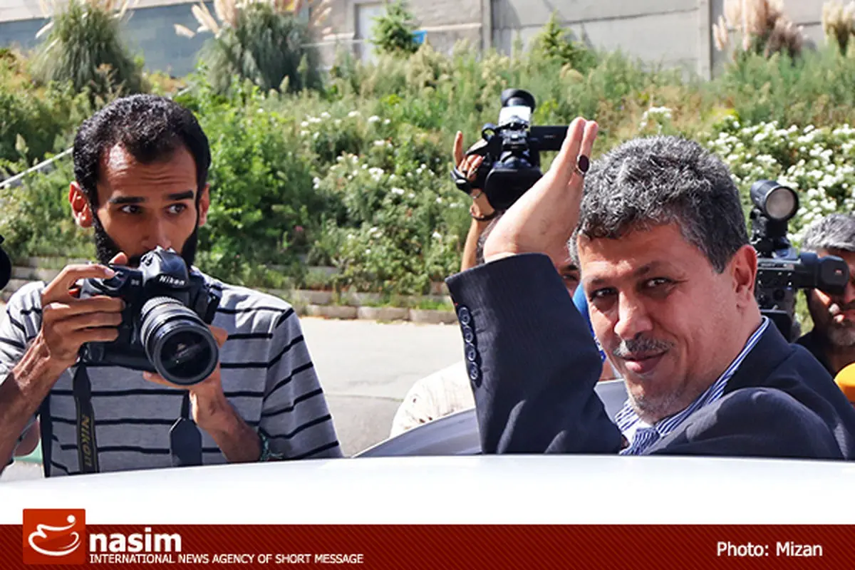 درخواست نمایندگان از وزیر دادگستری برای آزاد نشدن مهدی هاشمی