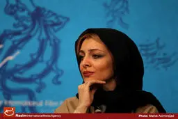 ساره بیات به 