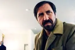 والدین مراقب کتاب‌هایی که فرزندان‌شان می‌خوانند باشند