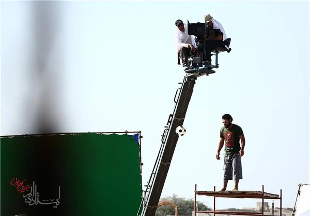 پشت صحنه کامل نماهنگ "ایستاده ایم ۲"