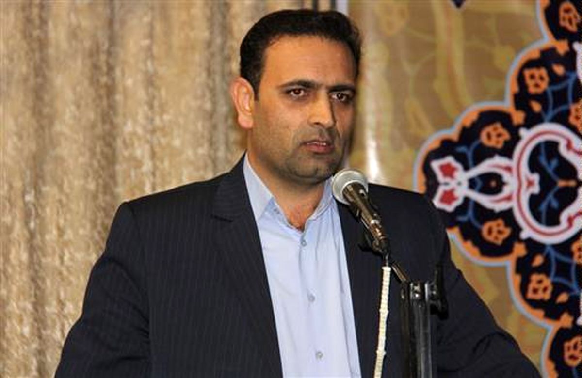 فرماندار "شهرستان بن" جهادگران را به سیاسی‌کاری متهم کرد