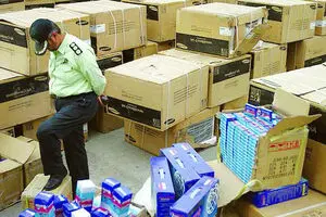 آخرین وضعیت پرونده کانتینرهای قاچاق در بندرعباس/  ۲۴ نفر احضار و ۶ متهم بازداشت شدند