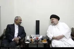 نهاوندیان با آیات‌ صافی و سبحانی و نماینده آیت‌الله سیستانی در ایران دیدار کرد