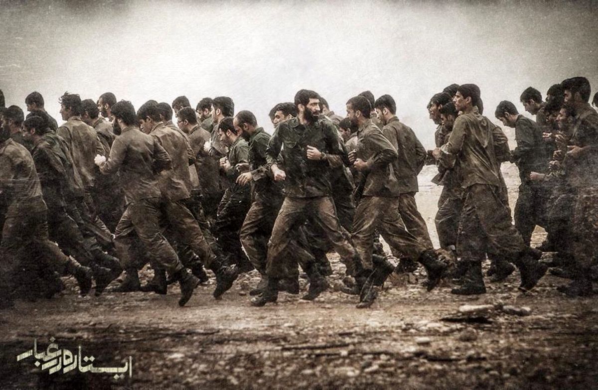 نقد مسعود فراستی بر فیلم "ایستاده در غبار"
